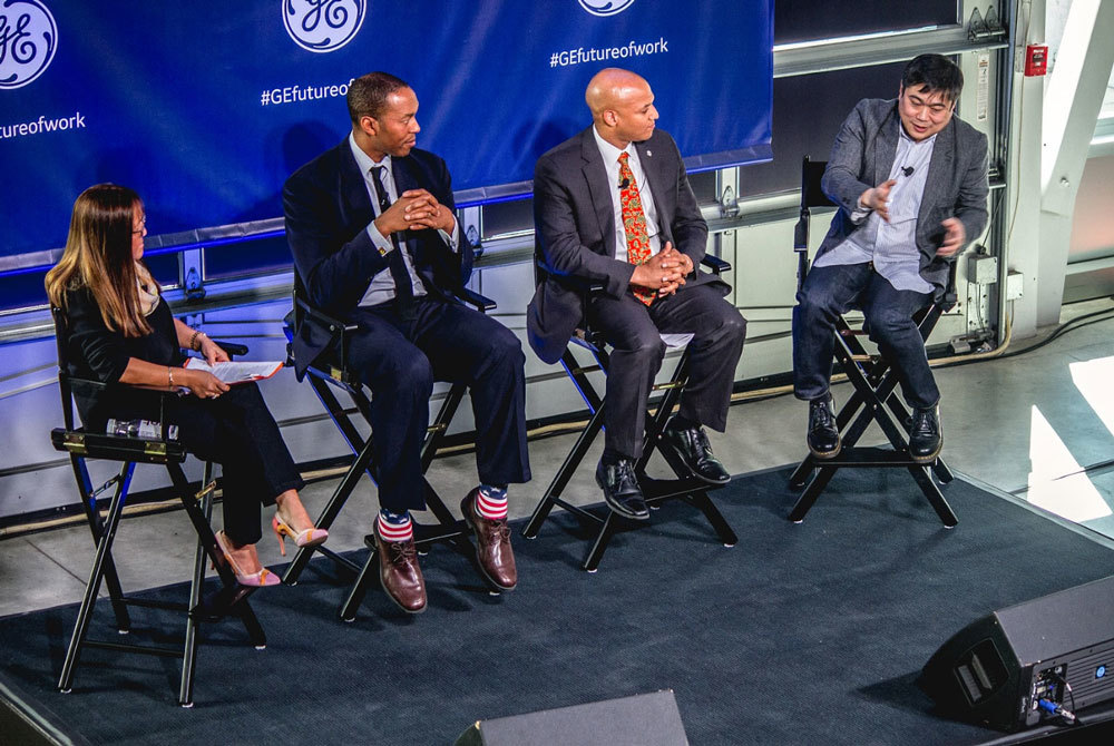 Sue Siegel and expert panelists discussing the future of manufacturing