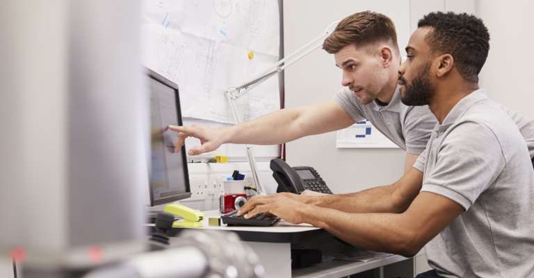 There’s No “I” in Manufactur*ng: How Tech and Team Are Transforming Work